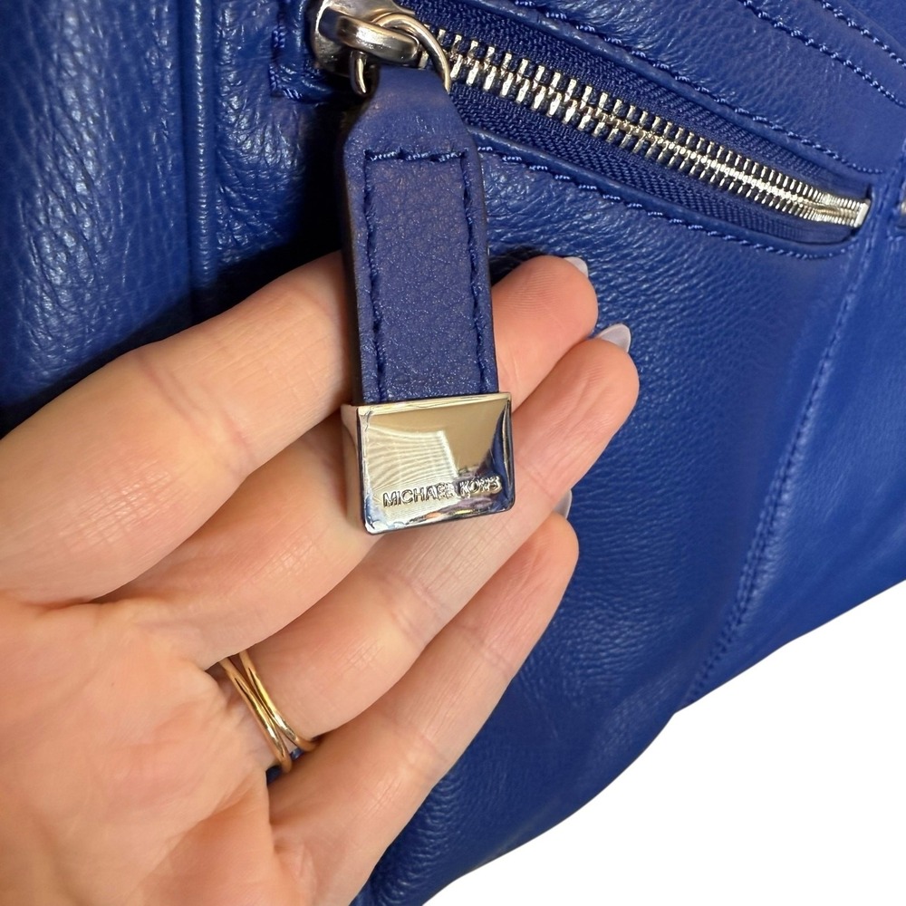 Michael Kors Layton Hobo Bag Pebbled Leather Blue - Picture 10 of 10